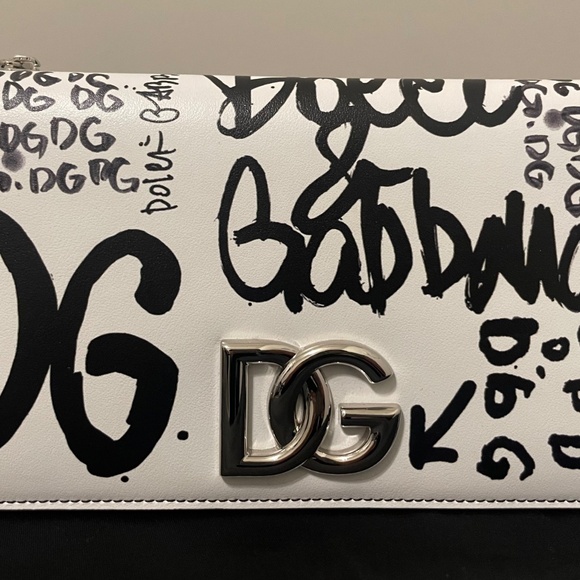 Dolce & Gabbana Graffiti Print Leather Crossbody Bag - Picture 15 of 15